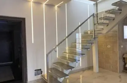 Penthouse - 4 Bedrooms - 3 Bathrooms for sale in Ard Al Mokhabarat - Hadayek October - 6 October City - Giza