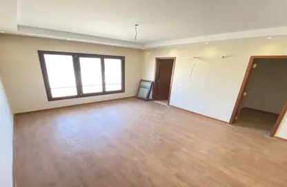 شقة - 4 غرف نوم - 3 حمامات للايجار في بيراميدز هايتس - طريق مصر اسكندرية الصحراوي - مدينة 6 أكتوبر - الجيزة