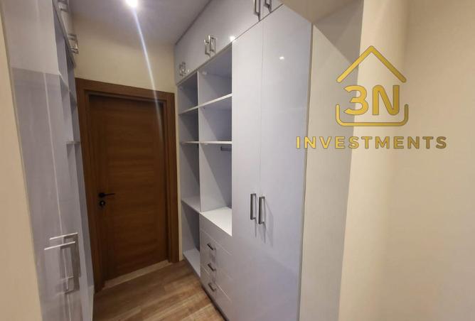 8290988 - Property Image 2