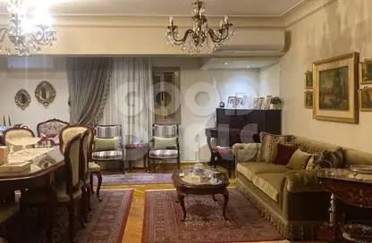 شقة - 3 غرف نوم - 2 حمامات للبيع في شارع الاديب علي ادهم - شيراتون المطار - النزهة - القاهرة