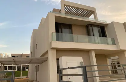فيلا - 4 غرف نوم - 4 حمامات للبيع في مون ريزيدنس - فيفث سكوير - التجمع الخامس - مدينة القاهرة الجديدة - القاهرة