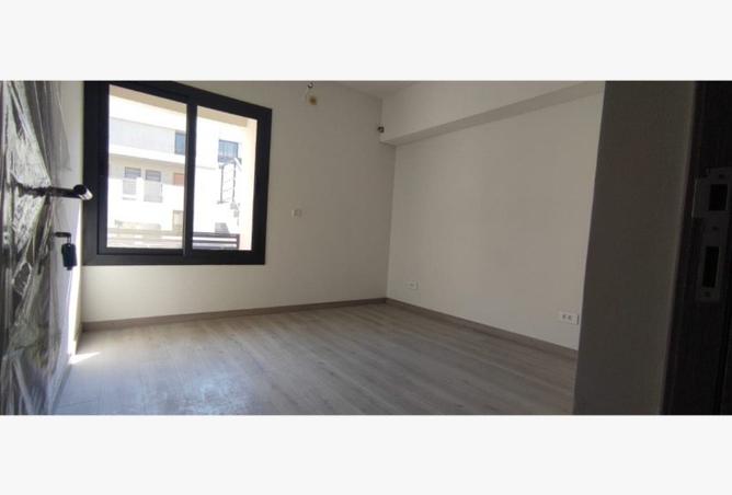 8422990 - Property Image 2