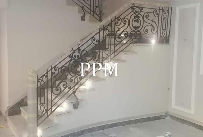 8524500 - Property Image 2