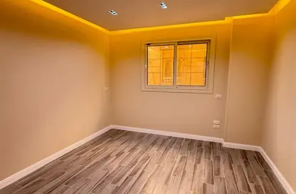 Apartment - 3 Bedrooms - 2 Bathrooms for sale in South Lotus - El Lotus - New Cairo City - Cairo