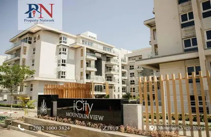iVilla - 3 Bedrooms - 4 Bathrooms for sale in Mountain View iCity - 5th Settlement Compounds - The 5th Settlement - New Cairo City - Cairo