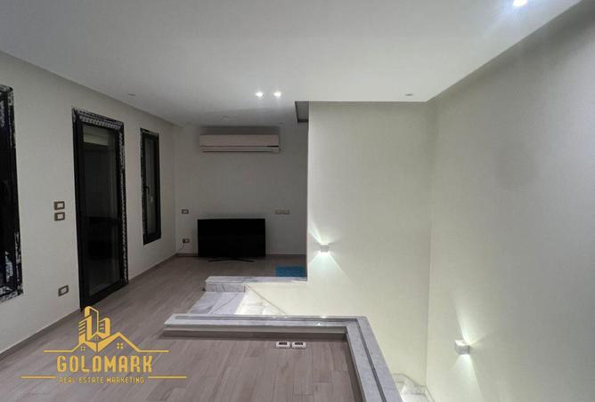 8253457 - Property Image 2