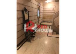 شقة - 5 غرف نوم - 6 حمامات for للبيع in شارع مكه المكرمه - المهندسين - الجيزة