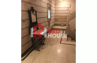 Apartment - 5 Bedrooms - 6 Bathrooms for sale in Mecca Al Mokarama St. - Mohandessin - Giza