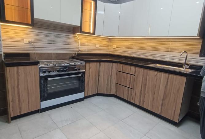 8255451 - Property Image 2