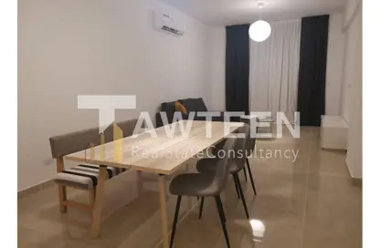 شقة - 3 غرف نوم - 2 حمامات للايجار في فيفث سكوير - التجمع الخامس - مدينة القاهرة الجديدة - القاهرة