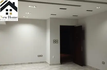 شقة - 3 غرف نوم - 2 حمامات للايجار في زايد ديونز - الحي السادس - الشيخ زايد - الجيزة