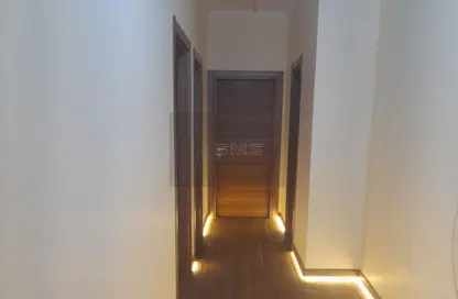 Apartment - 3 Bedrooms - 3 Bathrooms for sale in Bait Alwatan - The 5th Settlement - New Cairo City - Cairo