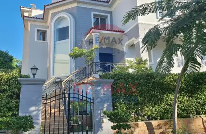 Apartment - 3 Bedrooms - 3 Bathrooms for rent in Katameya Heights - El Katameya Compounds - El Katameya - New Cairo City - Cairo