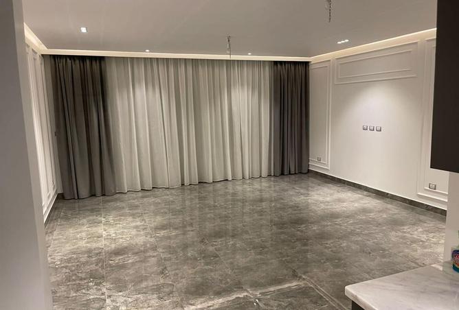 8112606 - Property Image 3