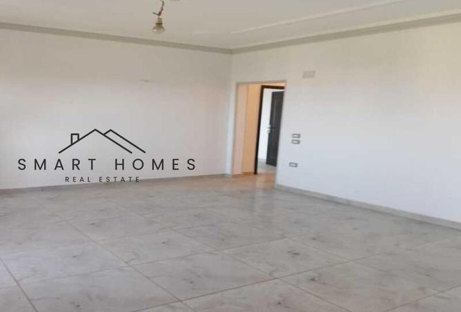 8073427 - Property Image 2