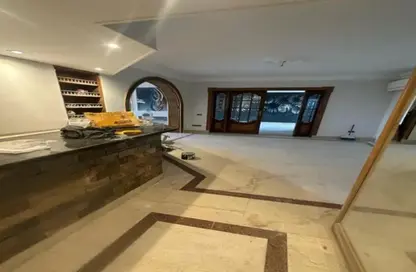 Apartment - 3 Bedrooms - 3 Bathrooms for sale in Zamalek - Cairo