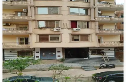 شقة - 3 غرف نوم - 2 حمامات للايجار في شارع مصطفي النحاس - المنطقة السادسة - مدينة نصر - القاهرة