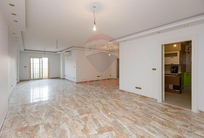 8430748 - Property Main Image