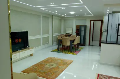 Apartment - 3 Bedrooms - 3 Bathrooms for rent in Mohi Al Din Abou El Ezz St. - Mohandessin - Giza