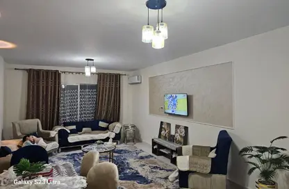 Apartment - 2 Bedrooms - 1 Bathroom for rent in El Rehab Extension - Al Rehab - New Cairo City - Cairo
