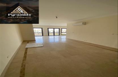 Apartment - 3 Bedrooms - 3 Bathrooms for rent in The Courtyard - 12th District - Sheikh Zayed City - Giza