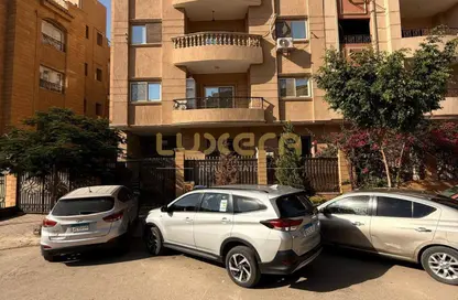 شقة - 3 غرف نوم - 1 حمام للبيع في شارع زيزينيا - المستثمرين الجنوبية - مدينة القاهرة الجديدة - القاهرة