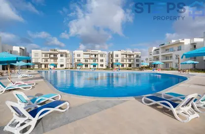 Chalet - 3 Bedrooms - 2 Bathrooms for sale in Sea View - Ras Al Hekma - North Coast