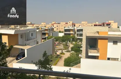 Apartment - 3 Bedrooms - 2 Bathrooms for sale in Easy Life - South Investors Area - New Cairo City - Cairo