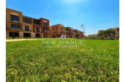 Apartment - 3 Bedrooms - 3 Bathrooms for sale in Omar Ibn Al Khattab Square - District 5 - The 5th Settlement - New Cairo City - Cairo