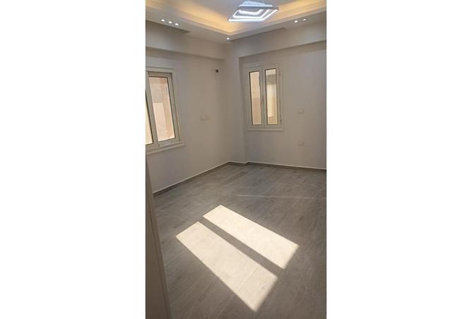 8285307 - Property Image 2