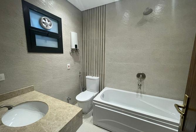 8165794 - Property Image 2