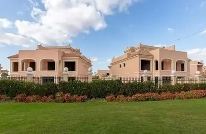 Villa - 5 Bedrooms - 3 Bathrooms for sale in Cleopatra Palace - 5th District - Shorouk City - Cairo