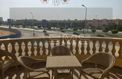 Apartment - 3 Bedrooms - 3 Bathrooms for sale in North Lotus - El Lotus - New Cairo City - Cairo