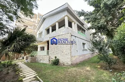 Villa - Studio - 7+ Bathrooms for rent in Street 206 - Degla - Hay El Maadi - Cairo