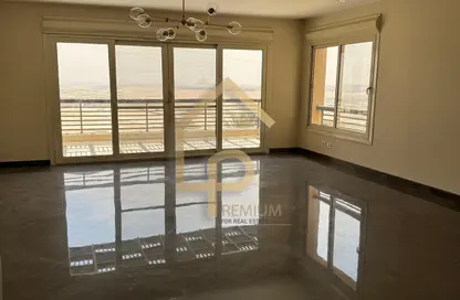 Apartment - 3 Bedrooms - 3 Bathrooms for rent in New Giza - Cairo Alexandria Desert Road - 6 October City - Giza