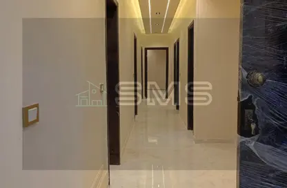 شقة - 3 غرف نوم - 2 حمامات للايجار في غرب الجولف - كمبوندات القطامية - القطامية - مدينة القاهرة الجديدة - القاهرة