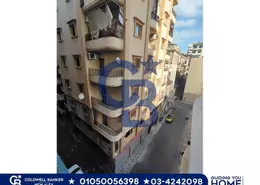 شقة - 5 غرف نوم - 3 حمامات للبيع في شارع أسطنبول-صلاح مصطفى - السلطان حسين - محطة الرمل - حي وسط - الاسكندرية