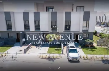 Townhouse - 4 Bedrooms - 5 Bathrooms for sale in Al Burouj Compound - El Shorouk Compounds - Shorouk City - Cairo