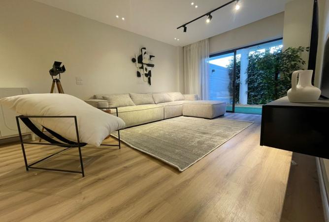 8273270 - Property Main Image