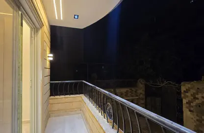 شقة - 3 غرف نوم - 2 حمامات للبيع في البوابة الاولي - خوفو - حدائق الاهرام - الجيزة