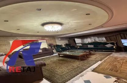 Apartment - 3 Bedrooms - 2 Bathrooms for sale in Anwar Al Mufti St. - 1st Zone - Nasr City - Cairo