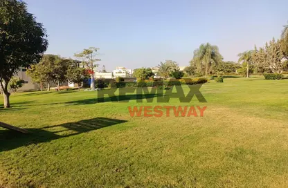 شقة - 2 غرف نوم - 2 حمامات للبيع في حى الورود - التوسعات الشمالية - مدينة 6 أكتوبر - الجيزة