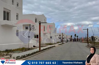فيلا - 3 غرف نوم - 4 حمامات للبيع في جيفيرا - راس الحكمة - الساحل الشمالي