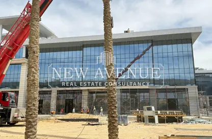 Office Space - Studio - 2 Bathrooms for sale in Golden Gate - South Teseen St. - The 5th Settlement - New Cairo City - Cairo