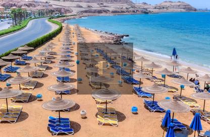 فيلا - 5 غرف نوم - 4 حمامات للبيع في هاند فيلا - بورتو السخنة - العين السخنة - السويس