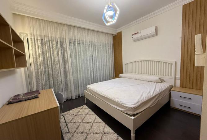 8022590 - Property Image 2