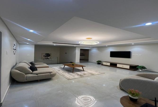 8477879 - Property Image 2