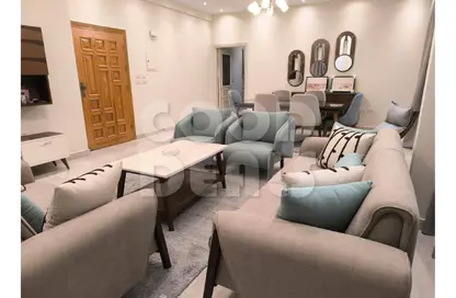 شقة - 3 غرف نوم - 2 حمامات للايجار في عمارات البنفسج - البنفسج - مدينة القاهرة الجديدة - القاهرة