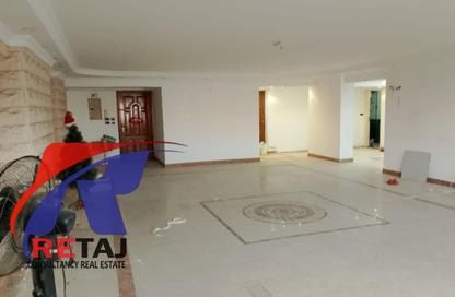 Apartment - 3 Bedrooms - 3 Bathrooms for sale in Al Sahaba Al Keram St. - Al Sefarat District - Nasr City - Cairo