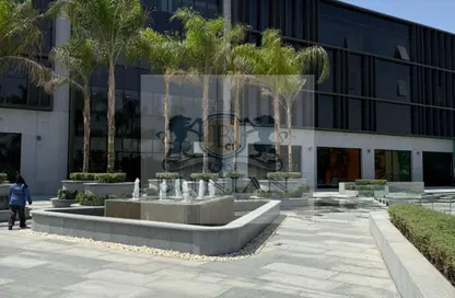 Office Space - Studio - 1 Bathroom for rent in Lake View Residence - 5th Settlement Compounds - The 5th Settlement - New Cairo City - Cairo